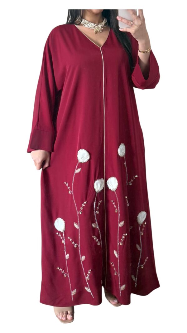 Abaya Élégante avec Strass – Raffinement et Éclat tout en Légèreté – Image 2