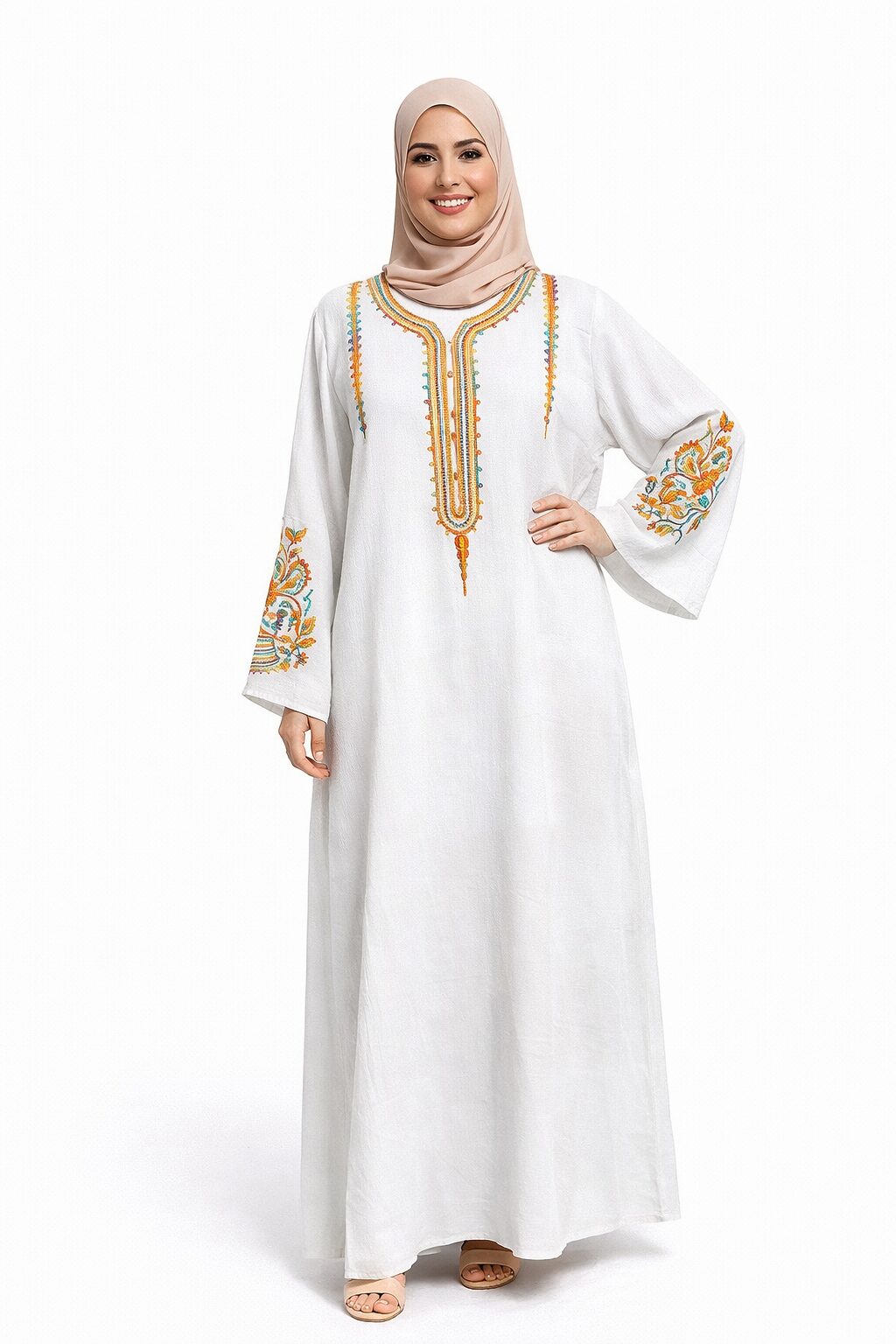 Robe orientale avec broderie berbère dorée – Image 4